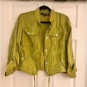 Cute super light weight  lime green jacket.